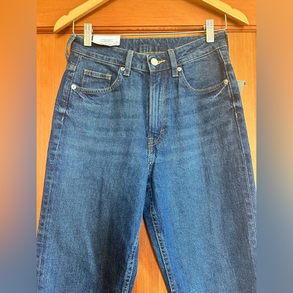 NWT H&M | Vintage Straight High Waist Jeans - Picture 3 of 10